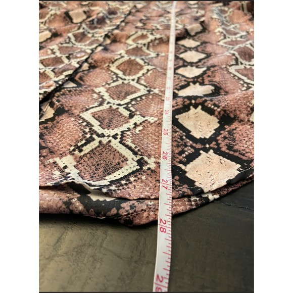 Jones New York Button Up Snake Print Top - Sz M - Picture 7 of 8